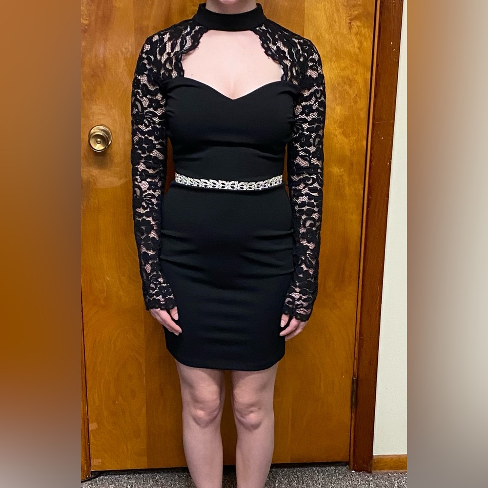 Elegant Black Lace dress